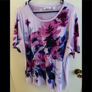Isaac Mizrahi Short sleeved knit floral top